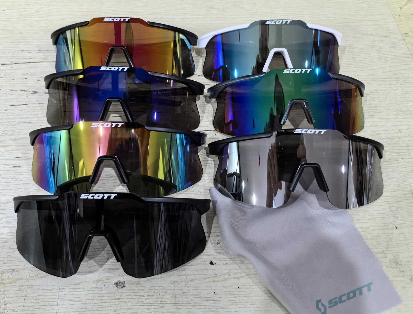 EyeDraScott™ UV-protection sunglasses