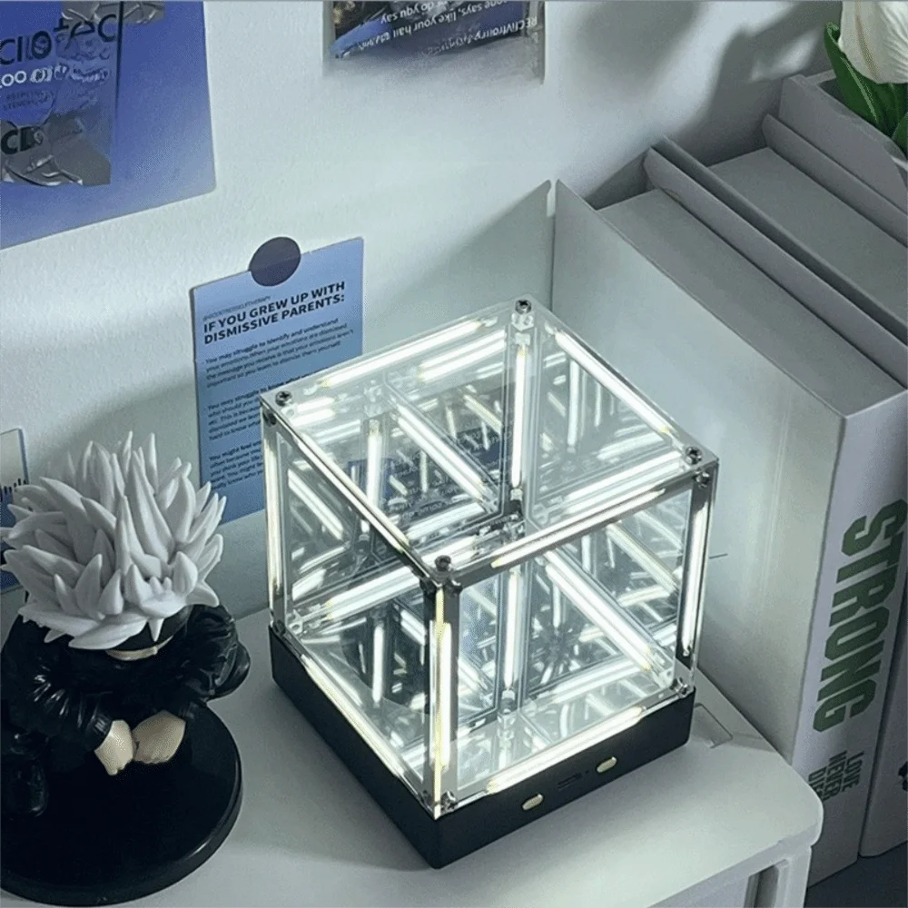 InfinityGlow™️ Cube - 4D Infinity Mirror LED Light