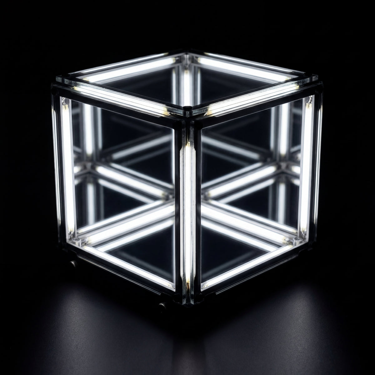 InfinityGlow™️ Cube - 4D Infinity Mirror LED Light